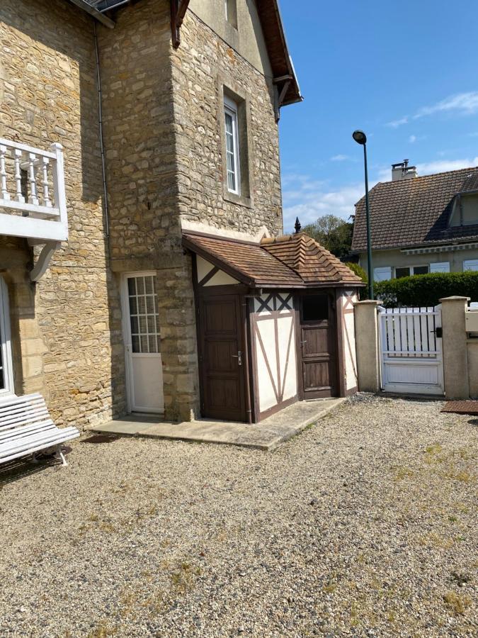 Vila Chez Meme Arromanches-les-Bains Exteriér fotografie